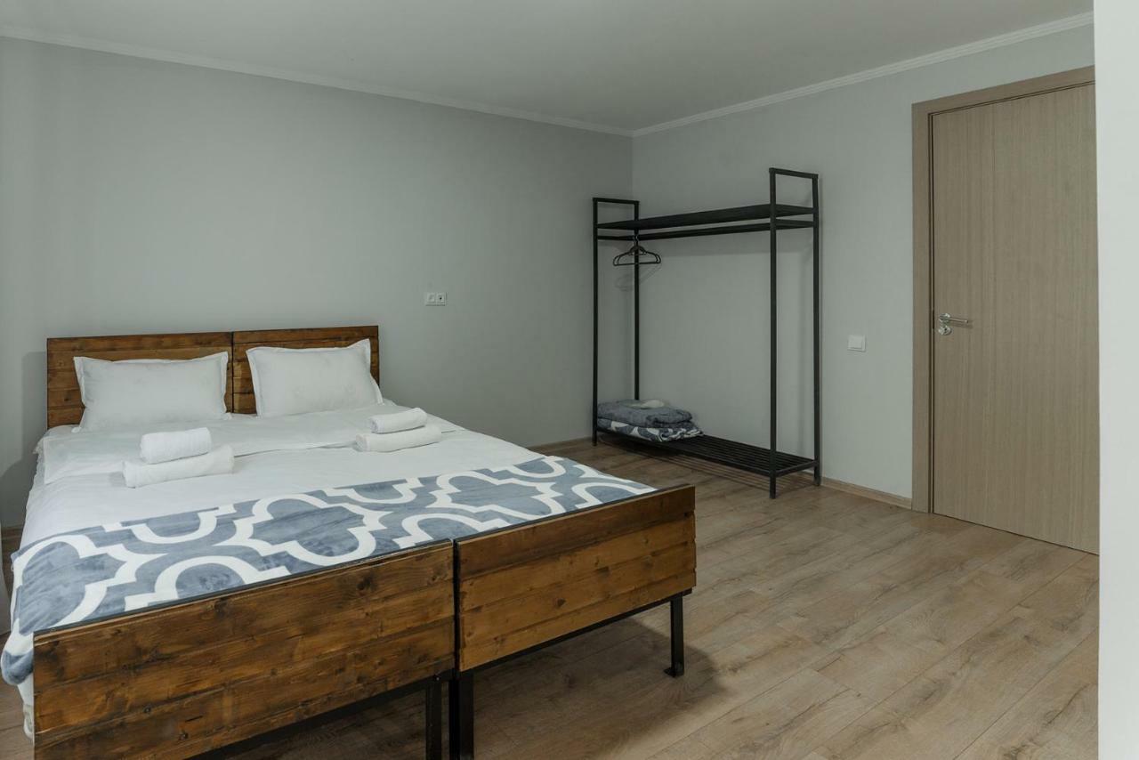 Hotel Complex Nabadi Omalo 外观 照片